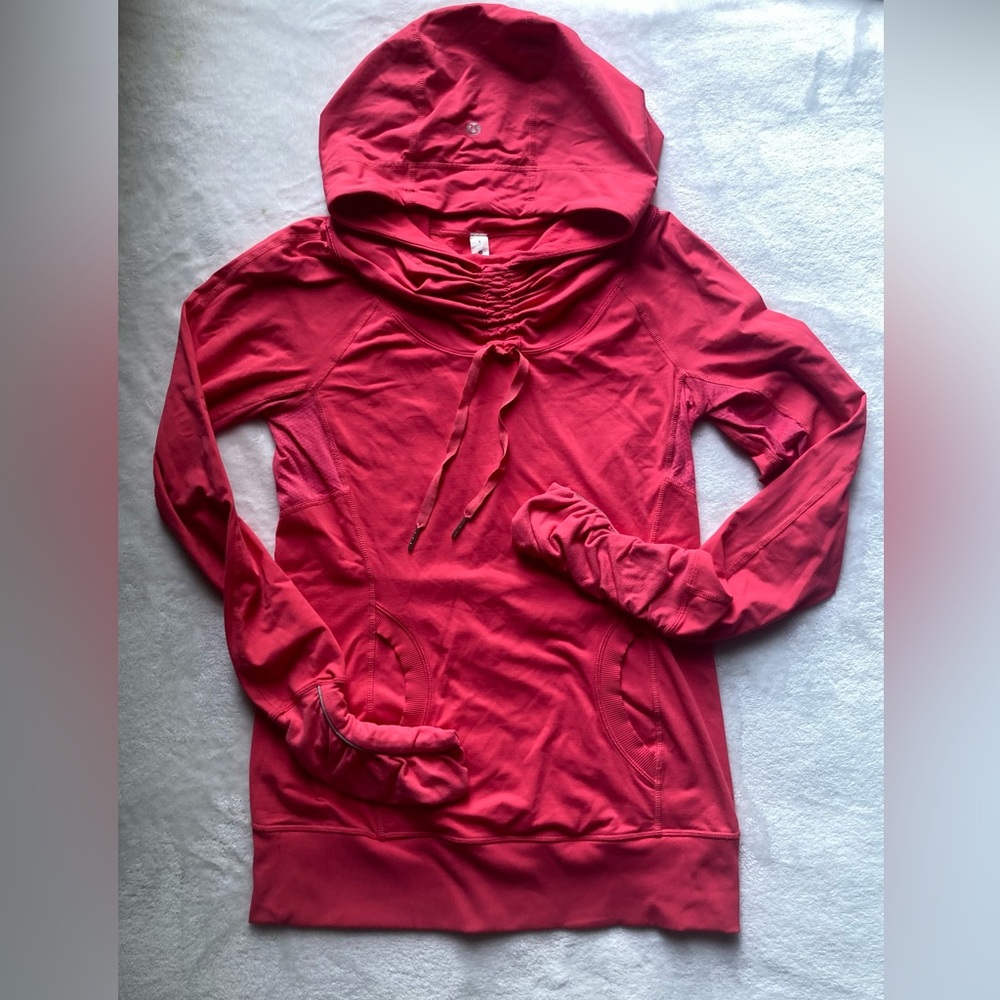 Lululemon Run Ambition‎ Pullover Hoodie Ponytail Hole Pink Women's Size 4